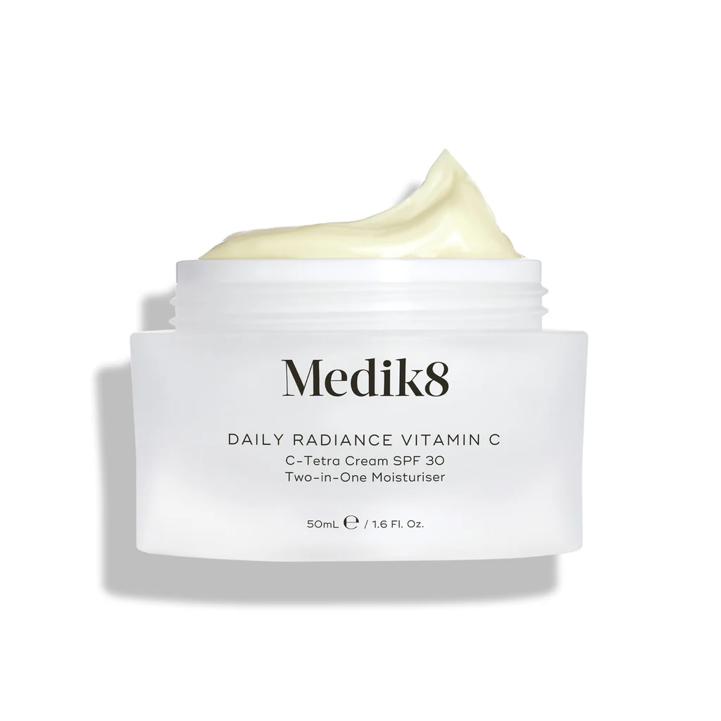 20230922-PDPAsset1-DailyRadianceVitaminC-Packshot-ROW_5b2fdf8e-90f7-40d5-9823-58c5705db909